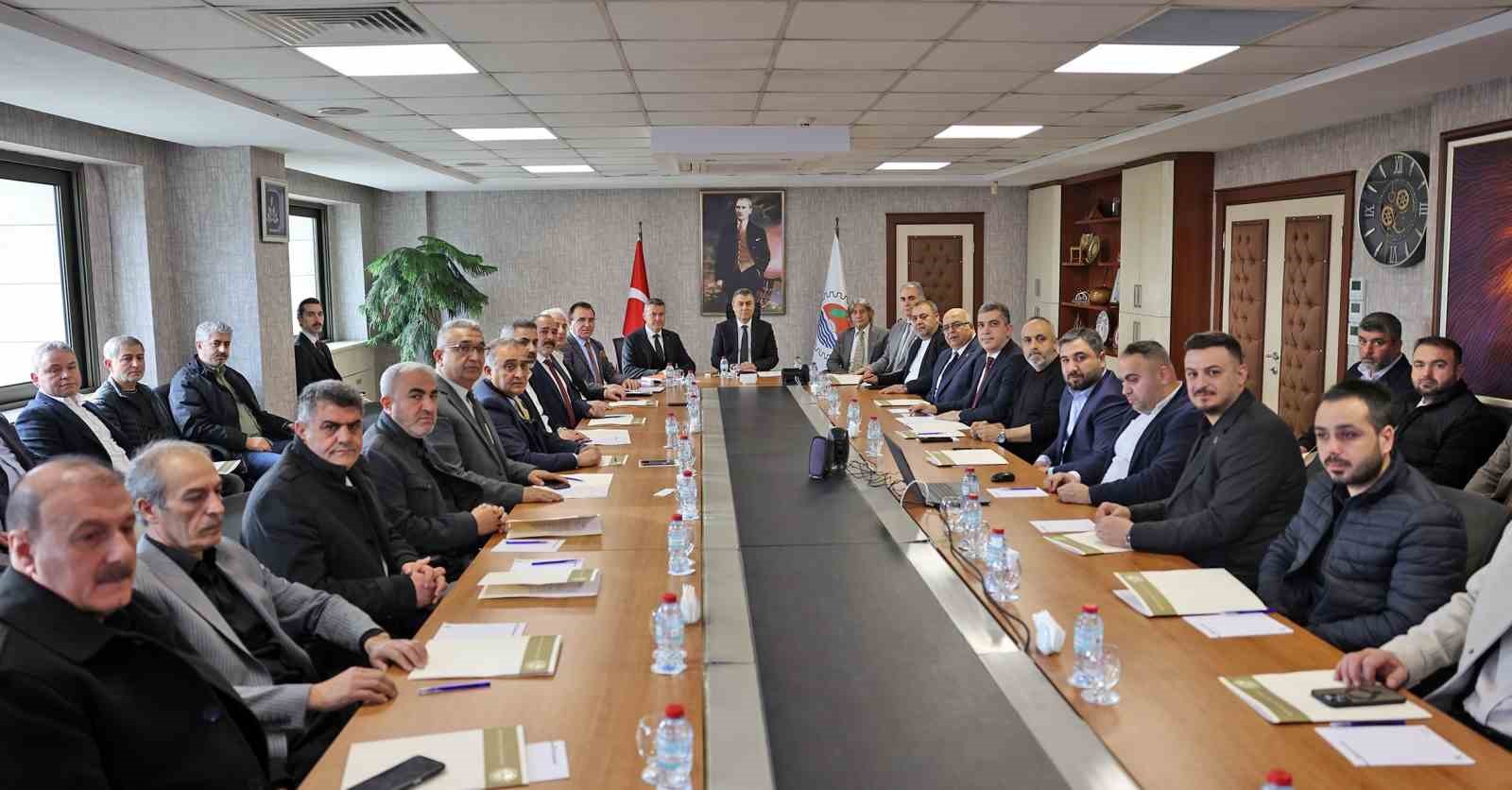 Mersin tekstilinde hedef, markalaşma ve doğrudan ihracat
Mersin tekstilinde hedef, markalaşma ve doğrudan ihracat