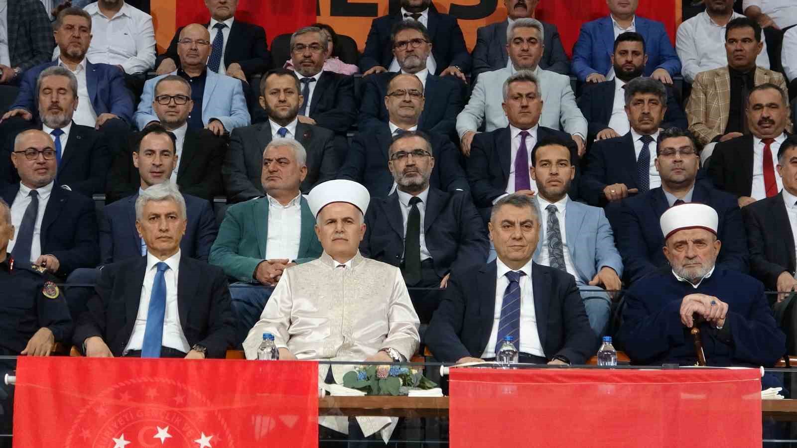 Mersin’de 260 öğrenci hafızlık icazeti aldı
