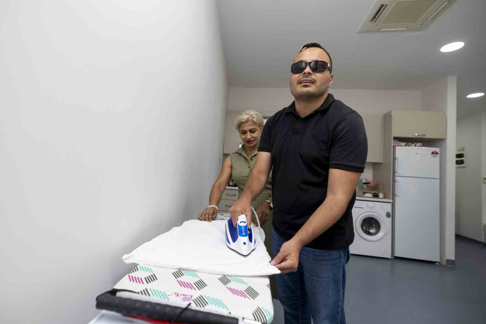 Mersin’de engelsiz yaşam için kapsamlı destekler sürüyor
Mersin’de engelsiz yaşam için kapsamlı destekler sürüyor