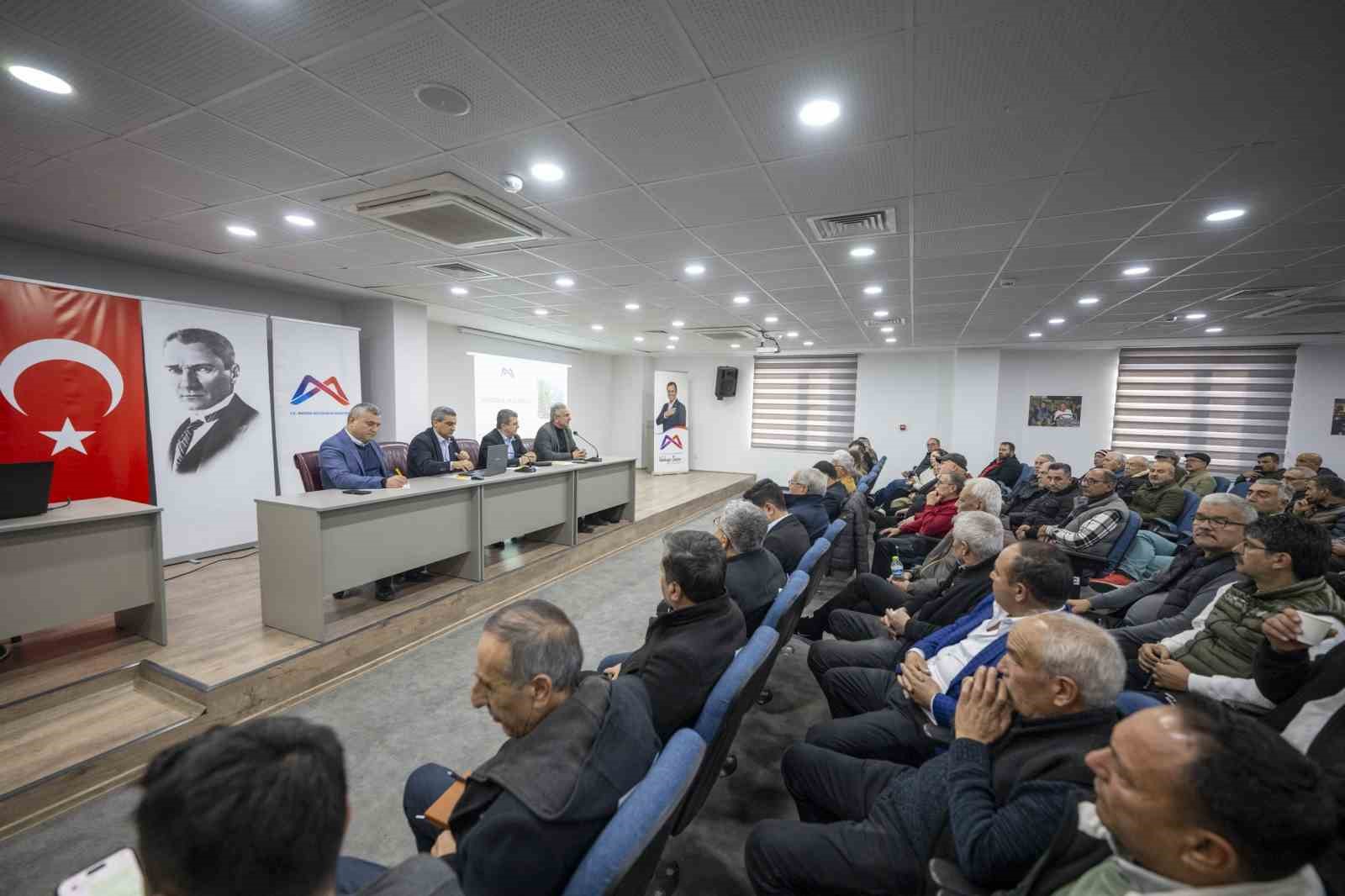 Mersin’de haşereyle mücadele bilgilendirmesi
Mersin’de haşereyle mücadele bilgilendirmesi