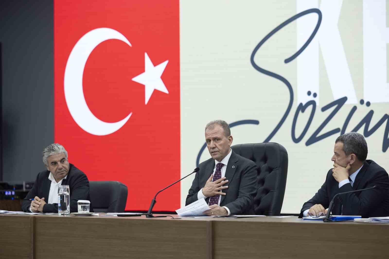 Mersin’de ‘Kent Katılımı Buluşmaları’ başladı, Seçer projeleri anlattı
Mersin’de ‘Kent Katılımı Buluşmaları’ başladı, Seçer projeleri anlattı