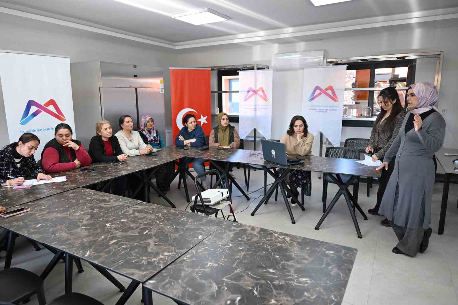 Mersin’de ’Köyümüz Atölye’ ile kadın üreticilere güçlü destek
