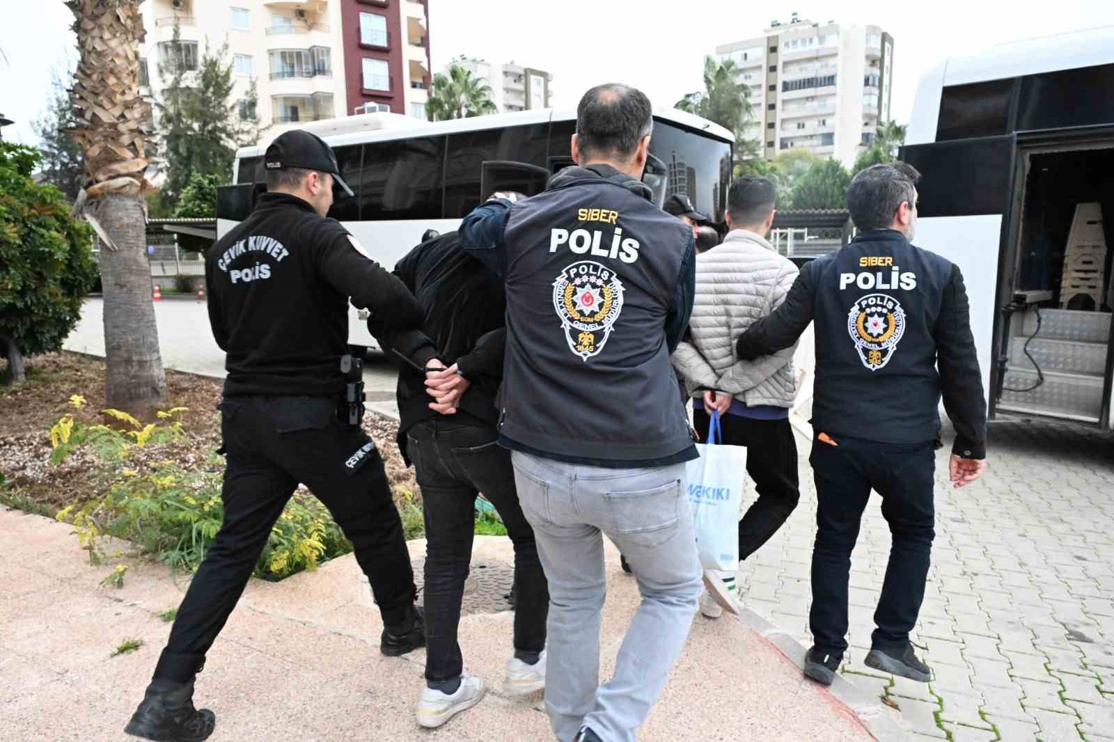 Mersin’de milyarlık yasa dışı bahis operasyonu: 9 tutuklama
