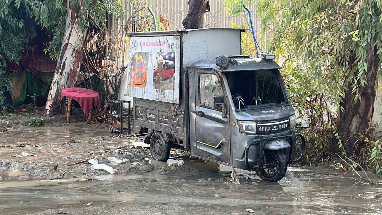 Mersin’de selin yaraları sarılıyor
