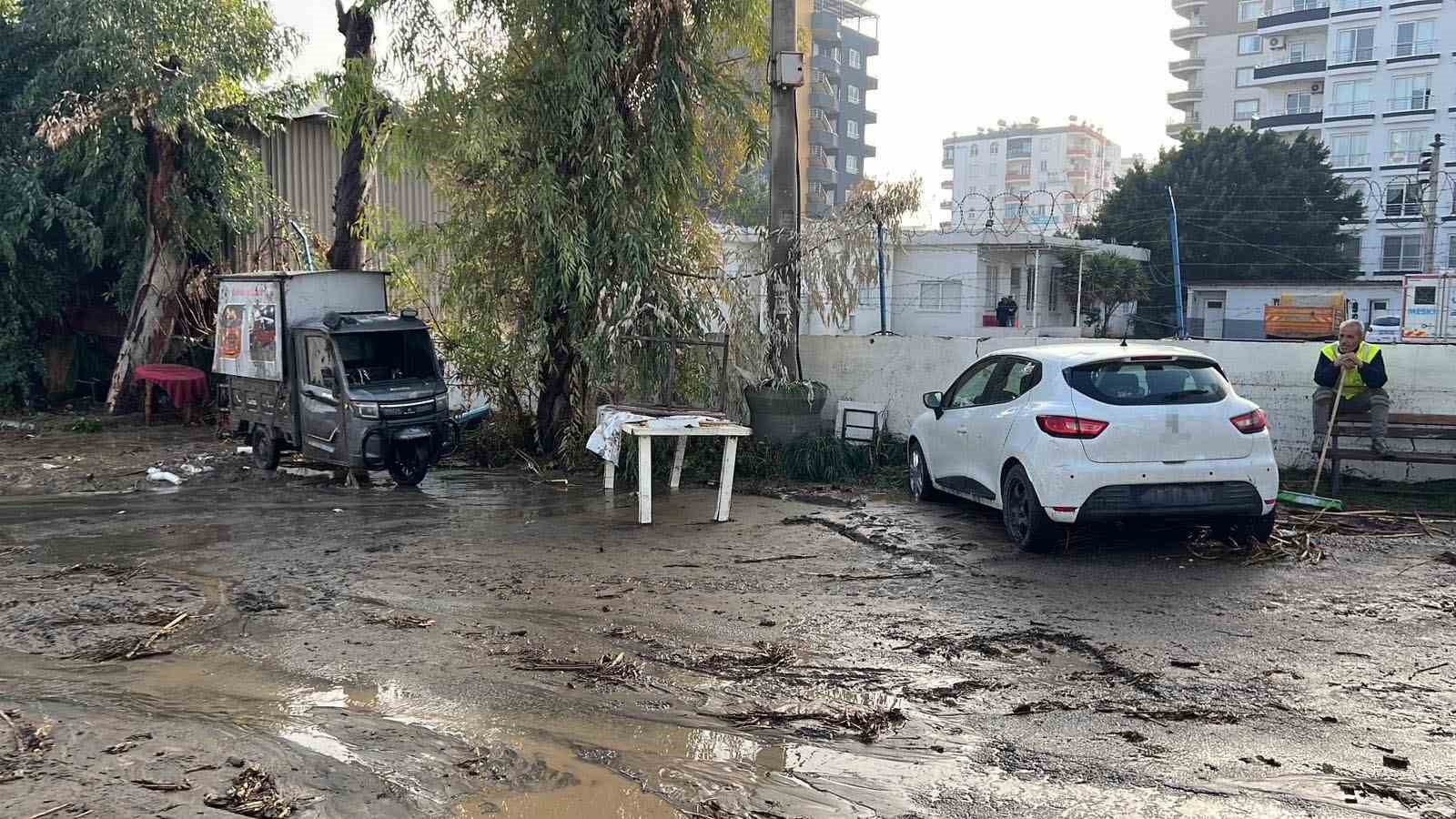 Mersin’de selin yaraları sarılıyor

