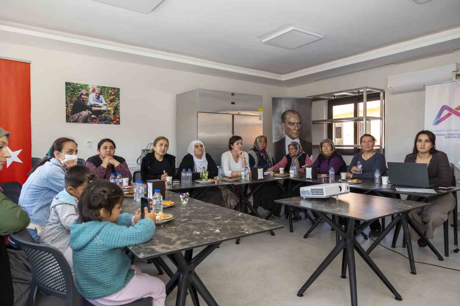 Mersin’de üreticilere gıda okuryazarlığı eğitimi
