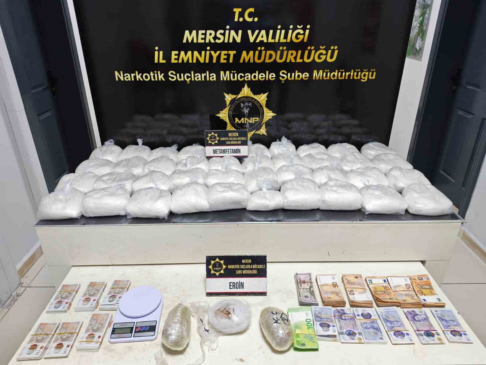Mersin’de zehir tacirlerine darbe: 13 gözaltı
