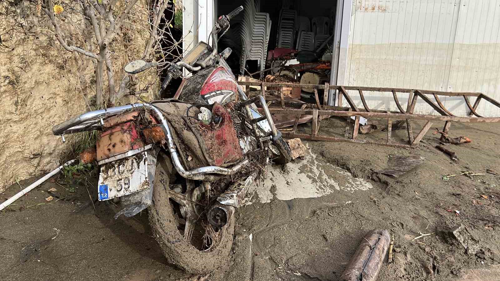 Mersin’deki sel felaketinin boyutu gün geçtikçe büyüyor
