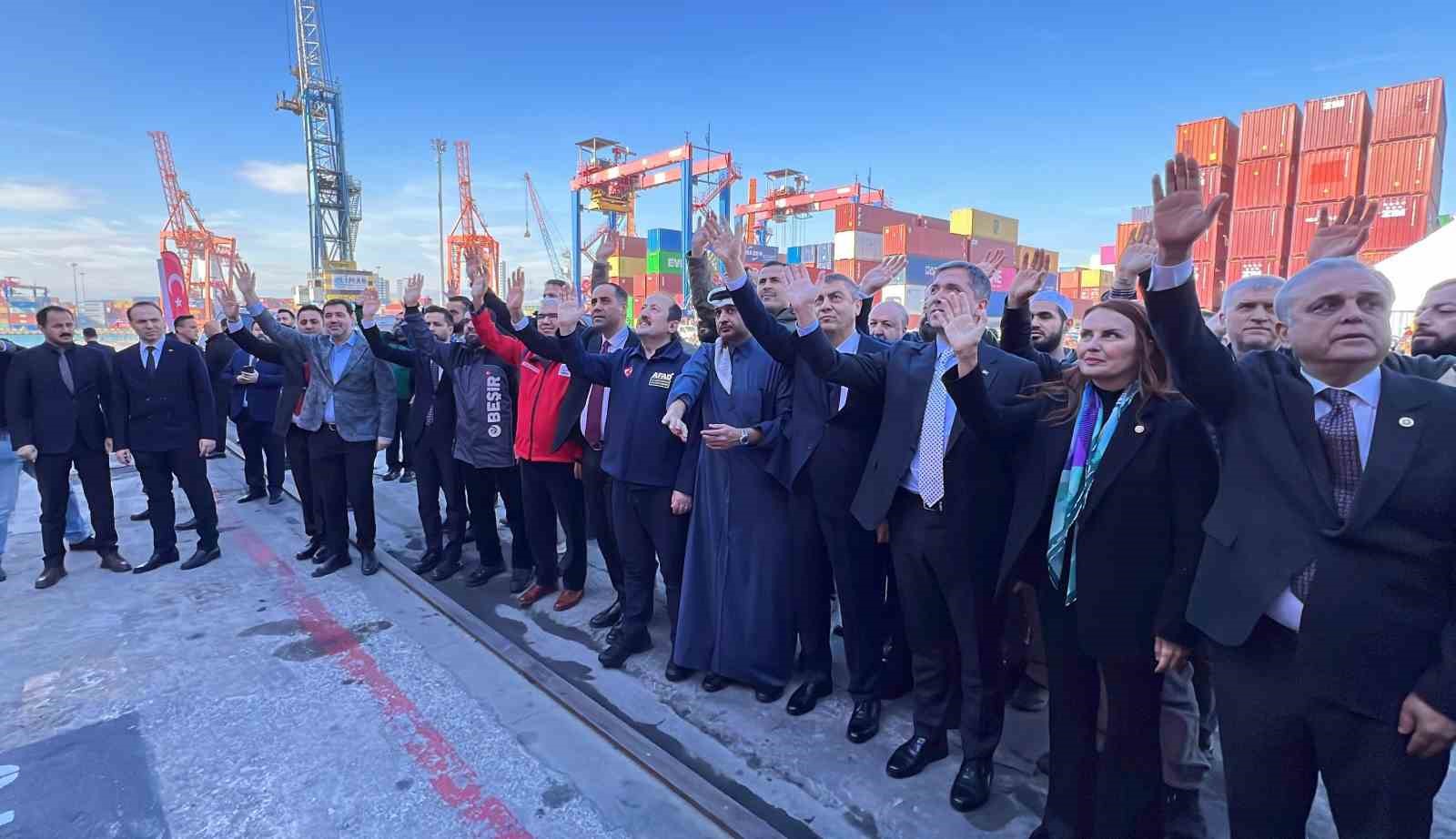 Mersin’den Sudan’a 6. İyilik Gemisi uğurlandı
Mersin’den Sudan’a 6. İyilik Gemisi uğurlandı