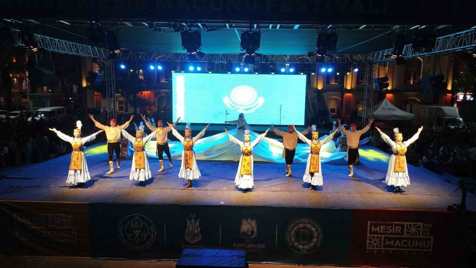 Mesir coşkusu sokaklara taştı
