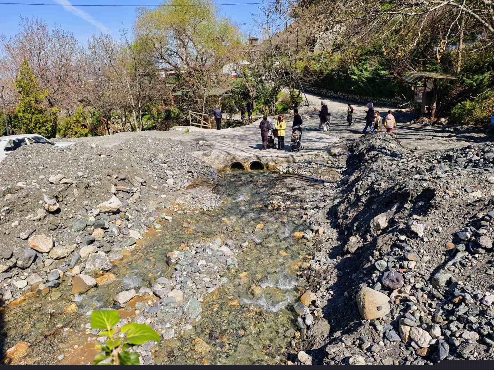 Mesir Tabiat Parkı’na ziyaretçi akını
