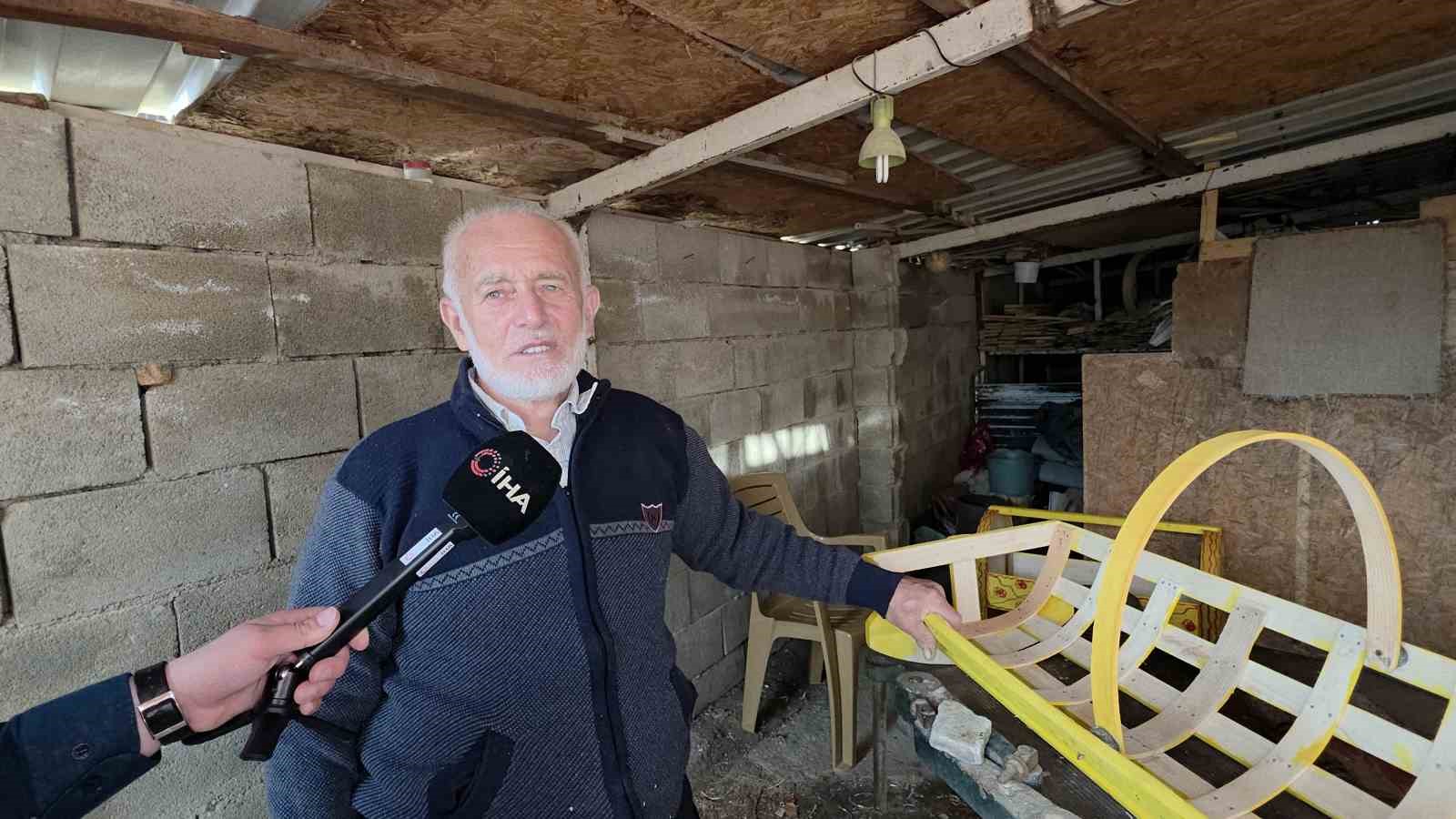 Mesleğine ömrünü adayan tahta beşik ustası, sanatını yaşatacak çırak bulamadı
