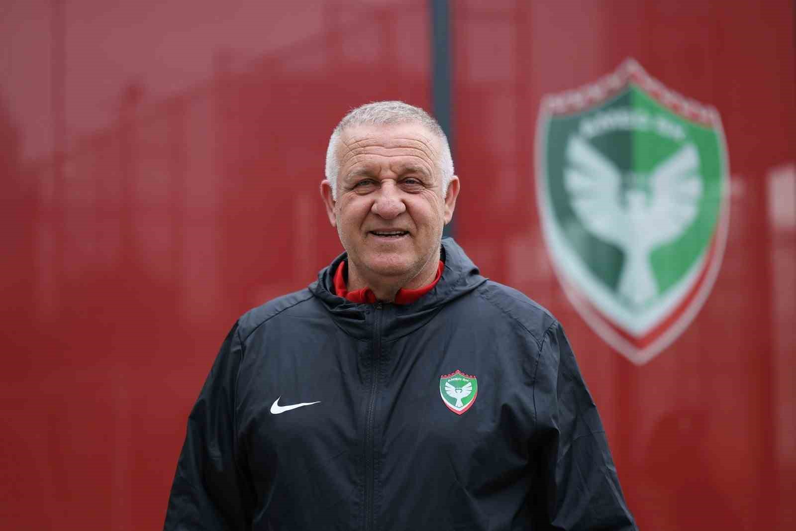 Mesut Bakkal: "Yarım kalan hikayeyi hep birlikte tamamlayacağız"
