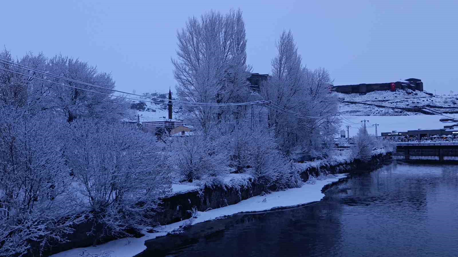 Meteoroloji uyarmıştı: Kars’ta yoğun kar yağışı başladı
