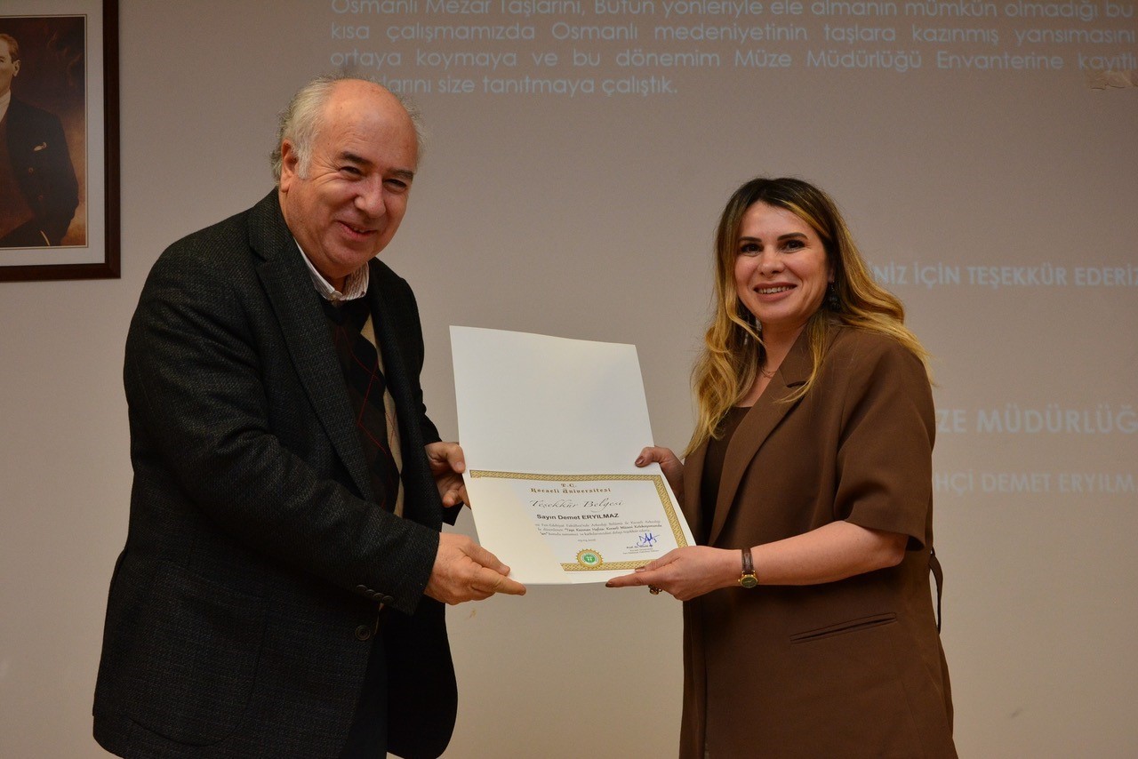 Mezar taşlarındaki sır aralandı
Mezar taşlarındaki sır aralandı