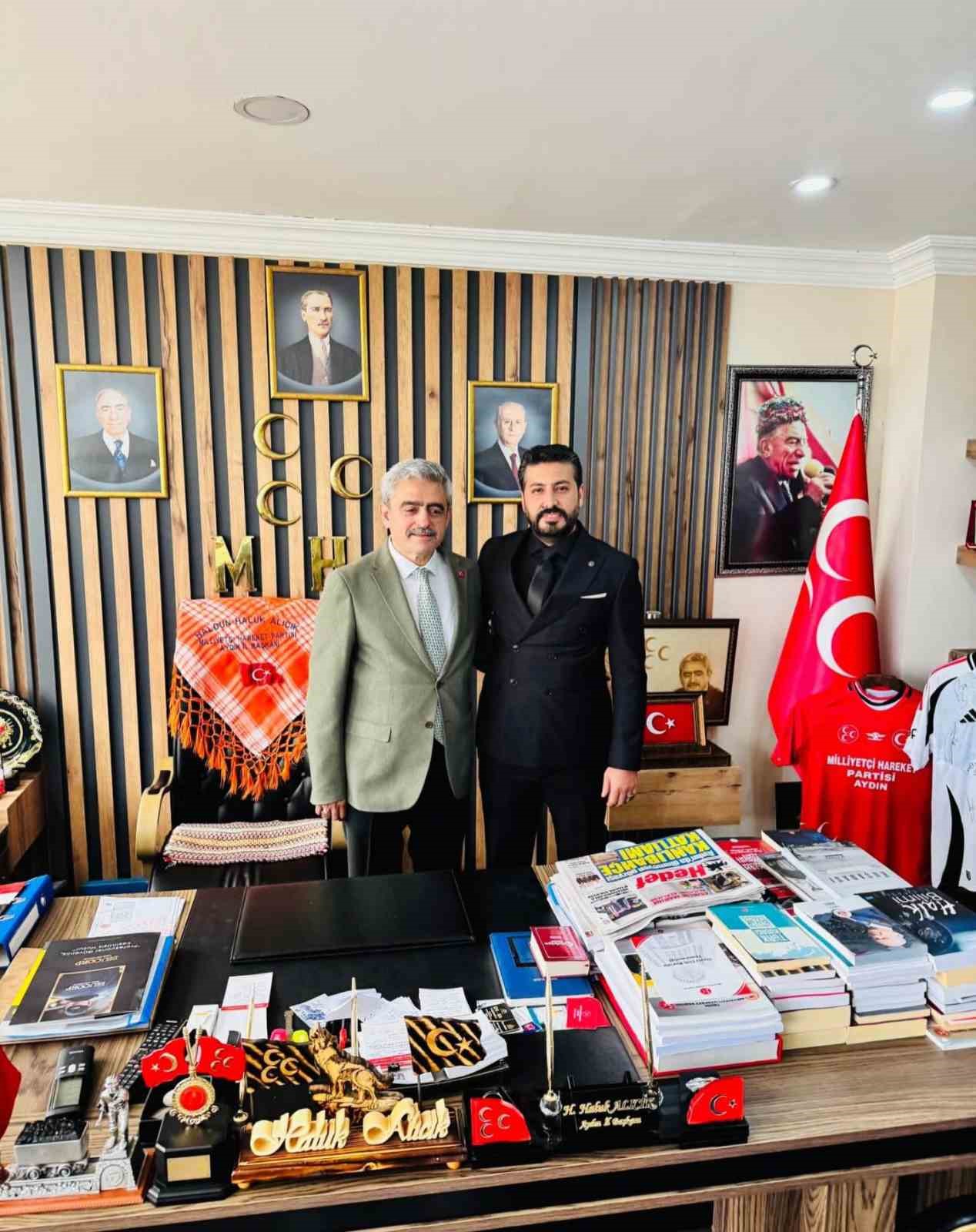 MHP Aydın’da bayrak değişimi
MHP Aydın’da bayrak değişimi