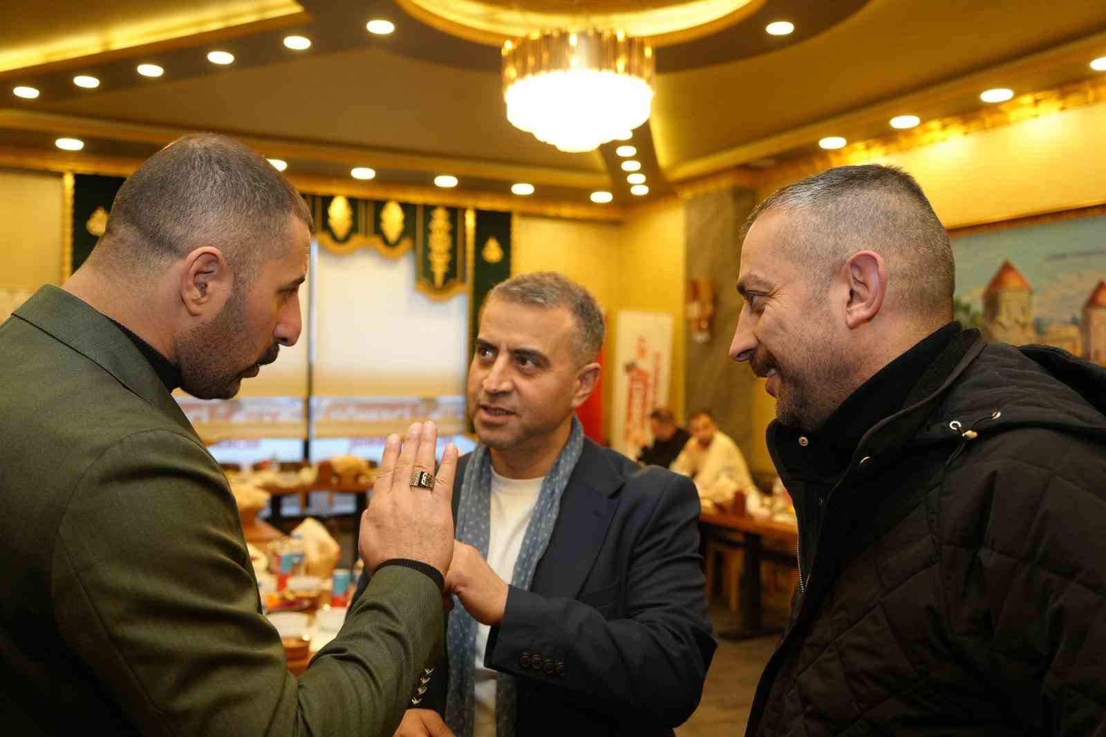 MHP’den Erzurumspor yönetimi ve taraftar gruplarına iftar programı
