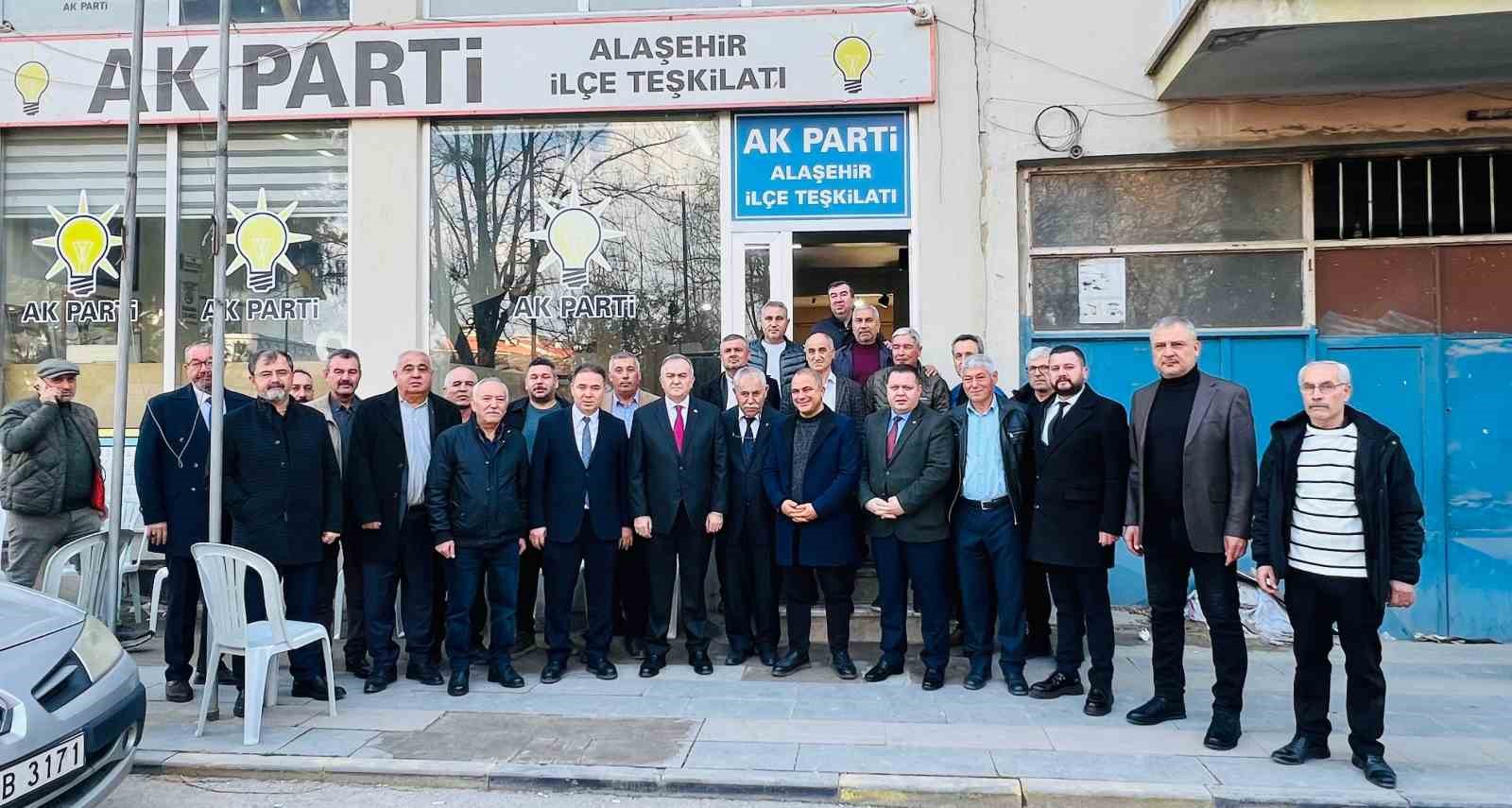 MHP’li Akçay :"Biz iktidarı yıpratmak için değil, Türkiye’yi güçlendirmek için siyaset yapıyoruz"
