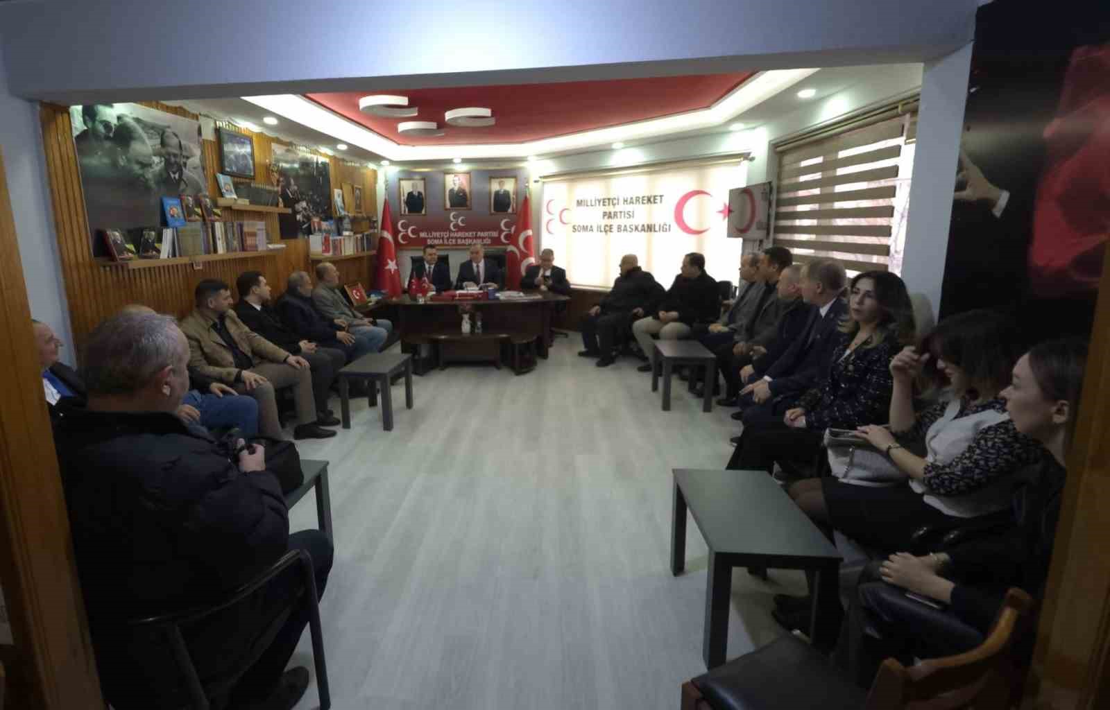 MHP’li Akçay: "CHP cinnet geçiriyor"
MHP’li Akçay: "CHP cinnet geçiriyor"