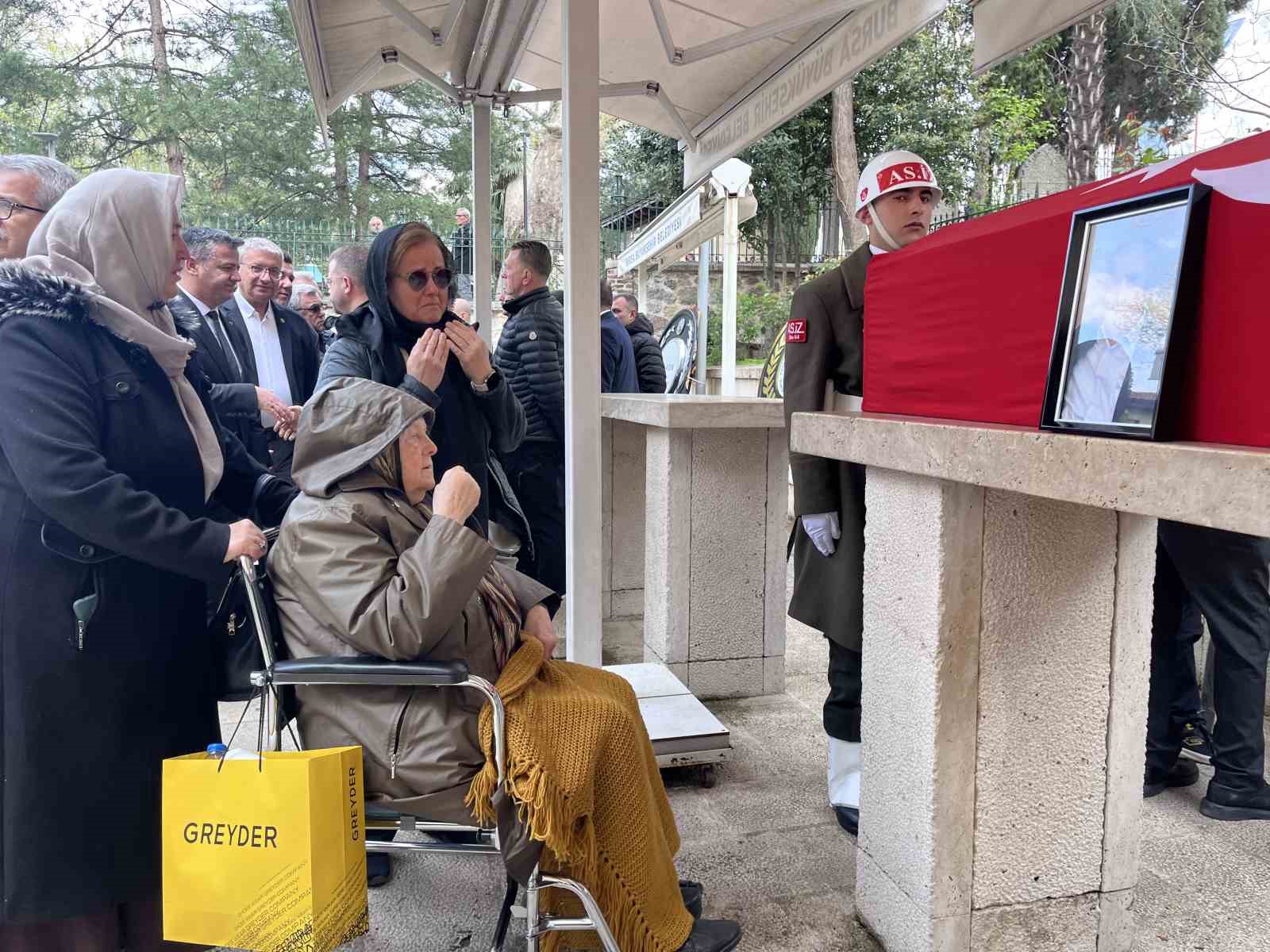 MHP’li Büyükataman’ın acı günü
