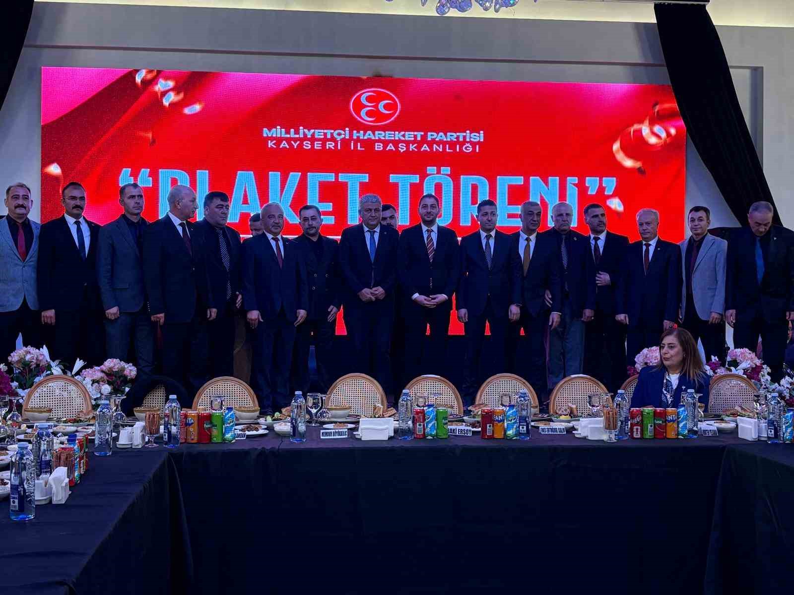 MHP’li Ersoy: "Bizim liderimizi erken anlayanlar mutlu olur, anlayamayanlar ise geç anladıklarından kendilerinden utanırlar"
