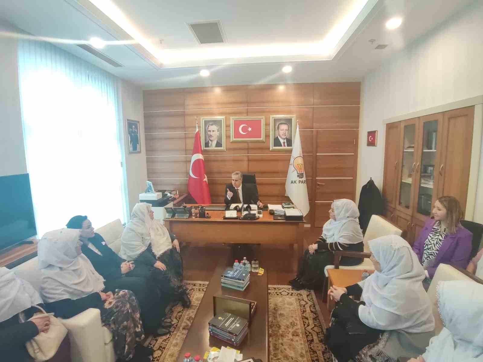 Mihalgazi Belediye Başkanı Güneş: "Benim oğlumun beni arayıp ‘anne, bunlara üzülme’ demesi, üzüyor"
