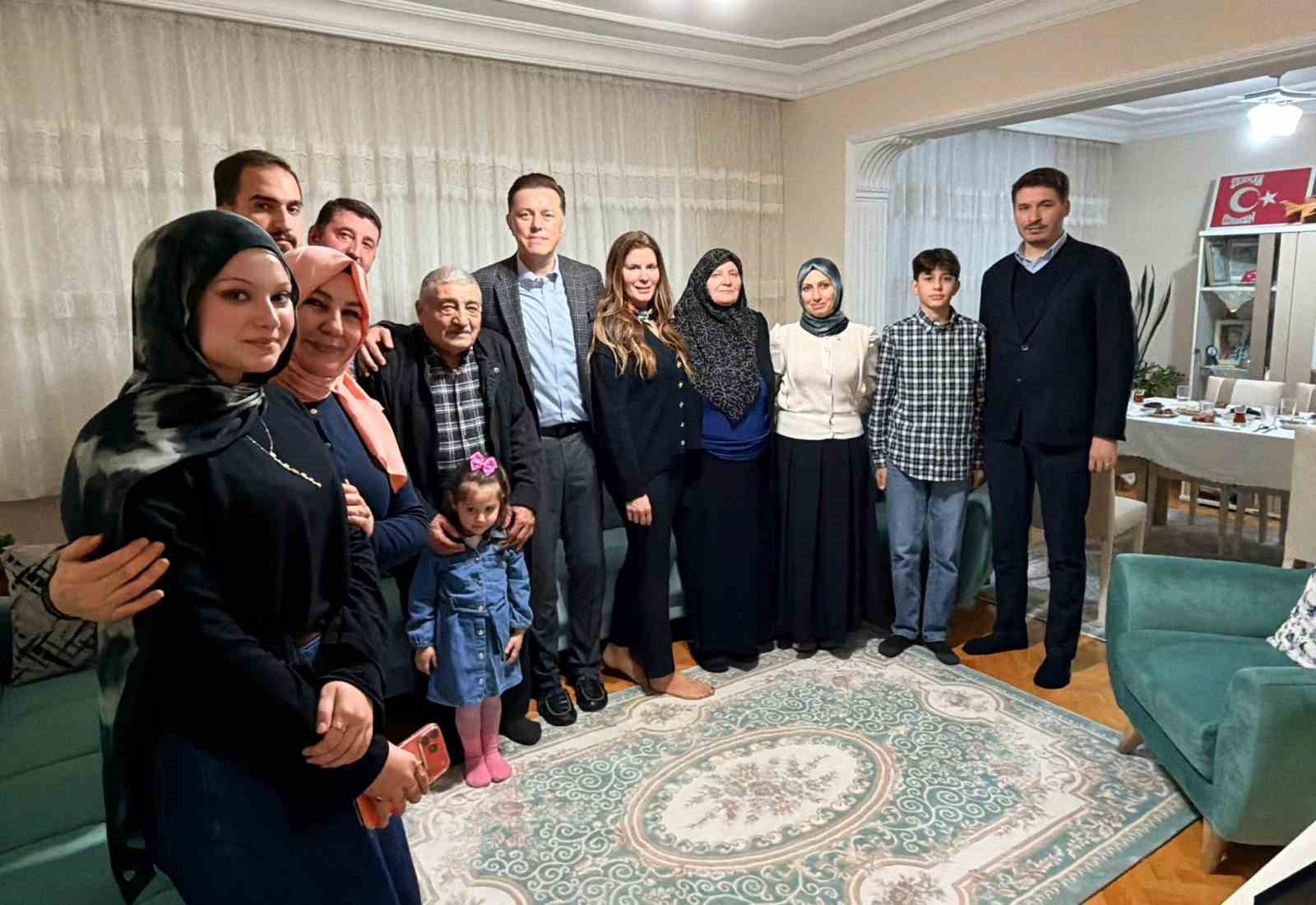 Milletvekili Hatipoğlu, iftarda şehit ailesine misafir oldu
