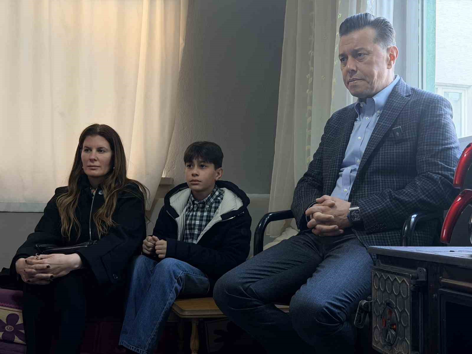 Milletvekili Hatipoğlu, iftarda şehit ailesine misafir oldu
