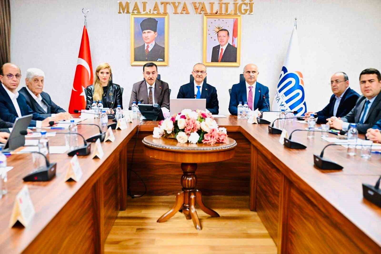 Milletvekili Ölmeztoprak’tan deprem çalışmaları, ziyaretler ve vatandaş buluşmaları
