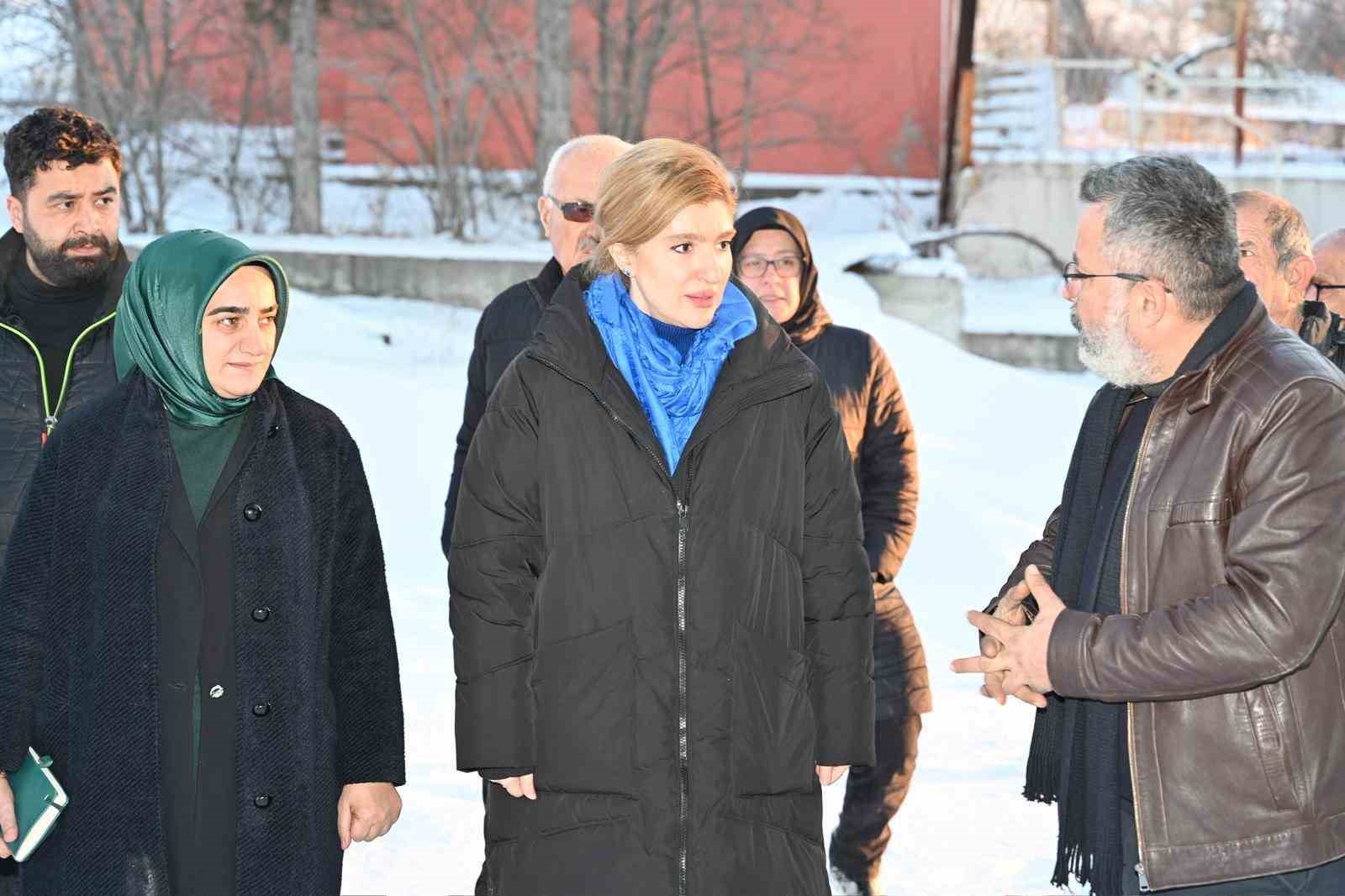 Milletvekili Ölmeztoprak’tan mahalle mahalle yerinde istişare
Milletvekili Ölmeztoprak’tan mahalle mahalle yerinde istişare