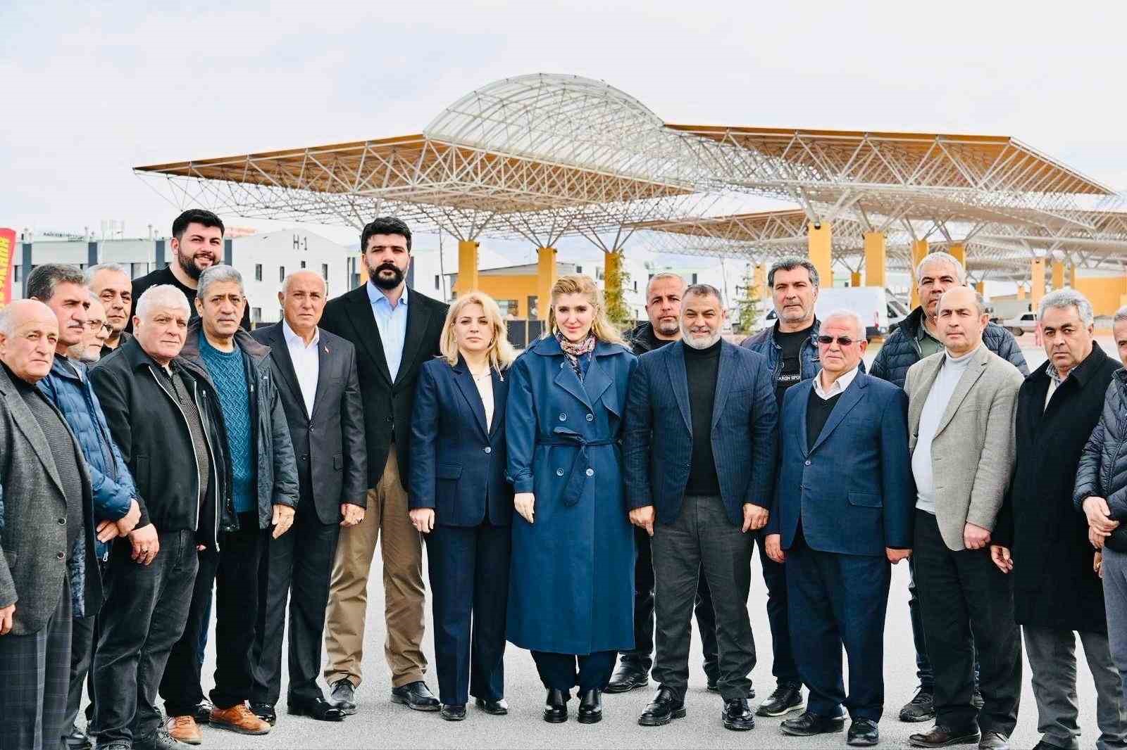 Milletvekili Ölmeztoprak’tan Malatya’nın nabzını tutan ziyaretler
Milletvekili Ölmeztoprak’tan Malatya’nın nabzını tutan ziyaretler