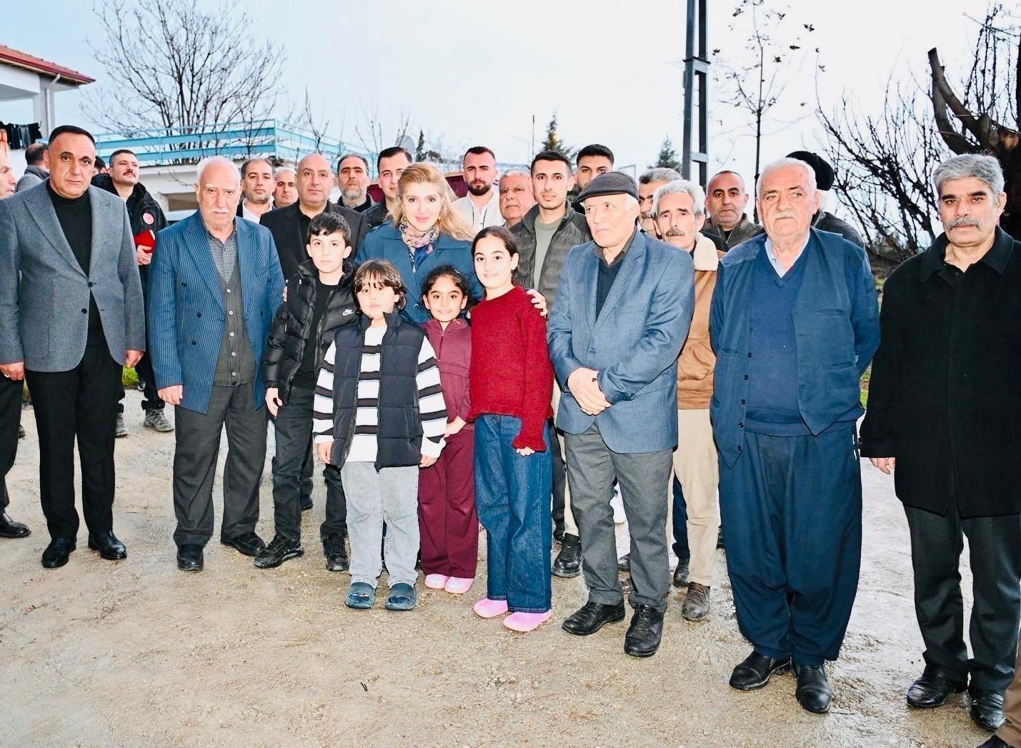 Milletvekili Ölmeztoprak’tan Malatya’nın nabzını tutan ziyaretler
Milletvekili Ölmeztoprak’tan Malatya’nın nabzını tutan ziyaretler