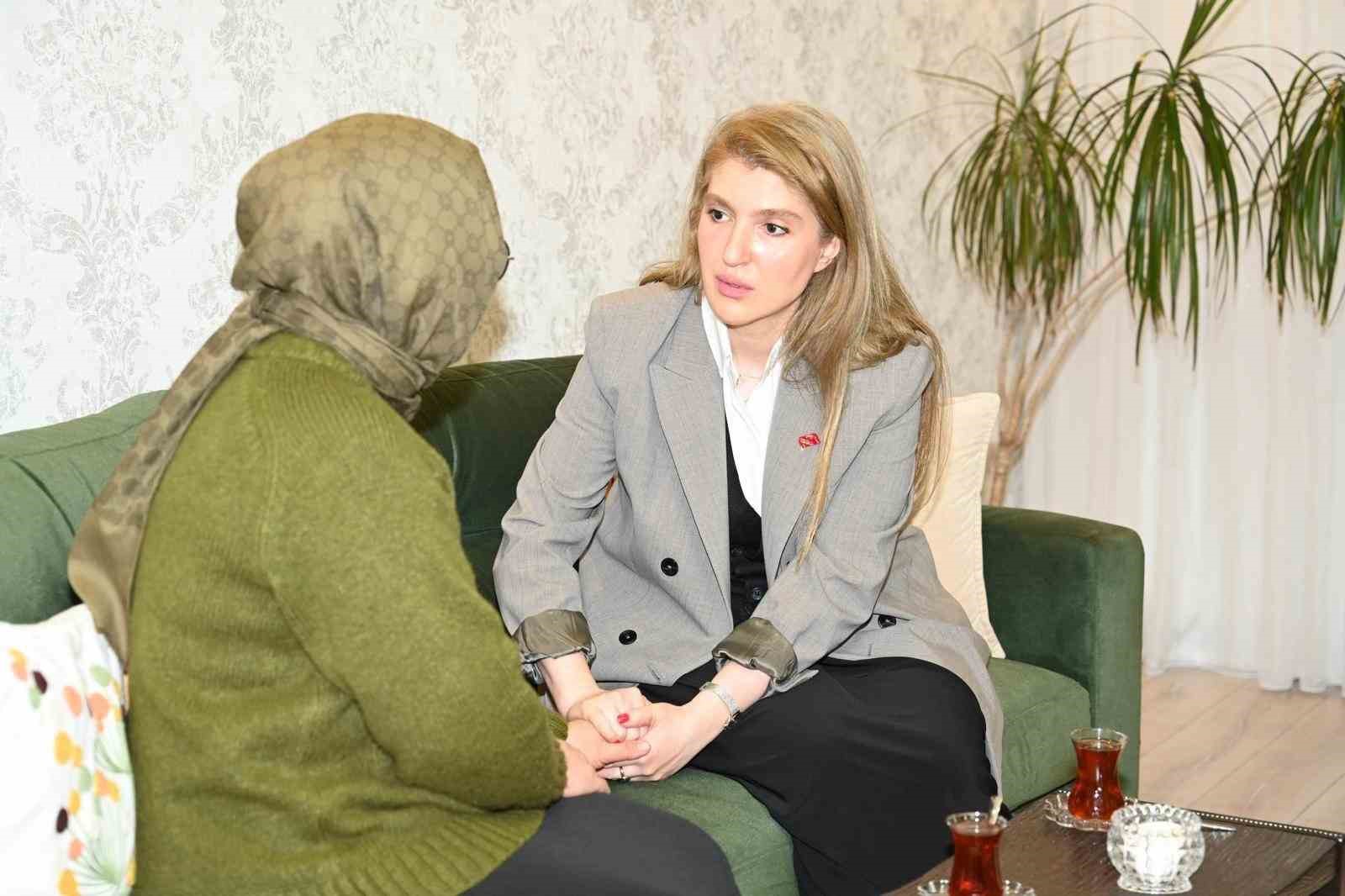 Milletvekili Ölmeztoprak’tan Nur öğretmene ’geçmiş olsun’ ziyareti
