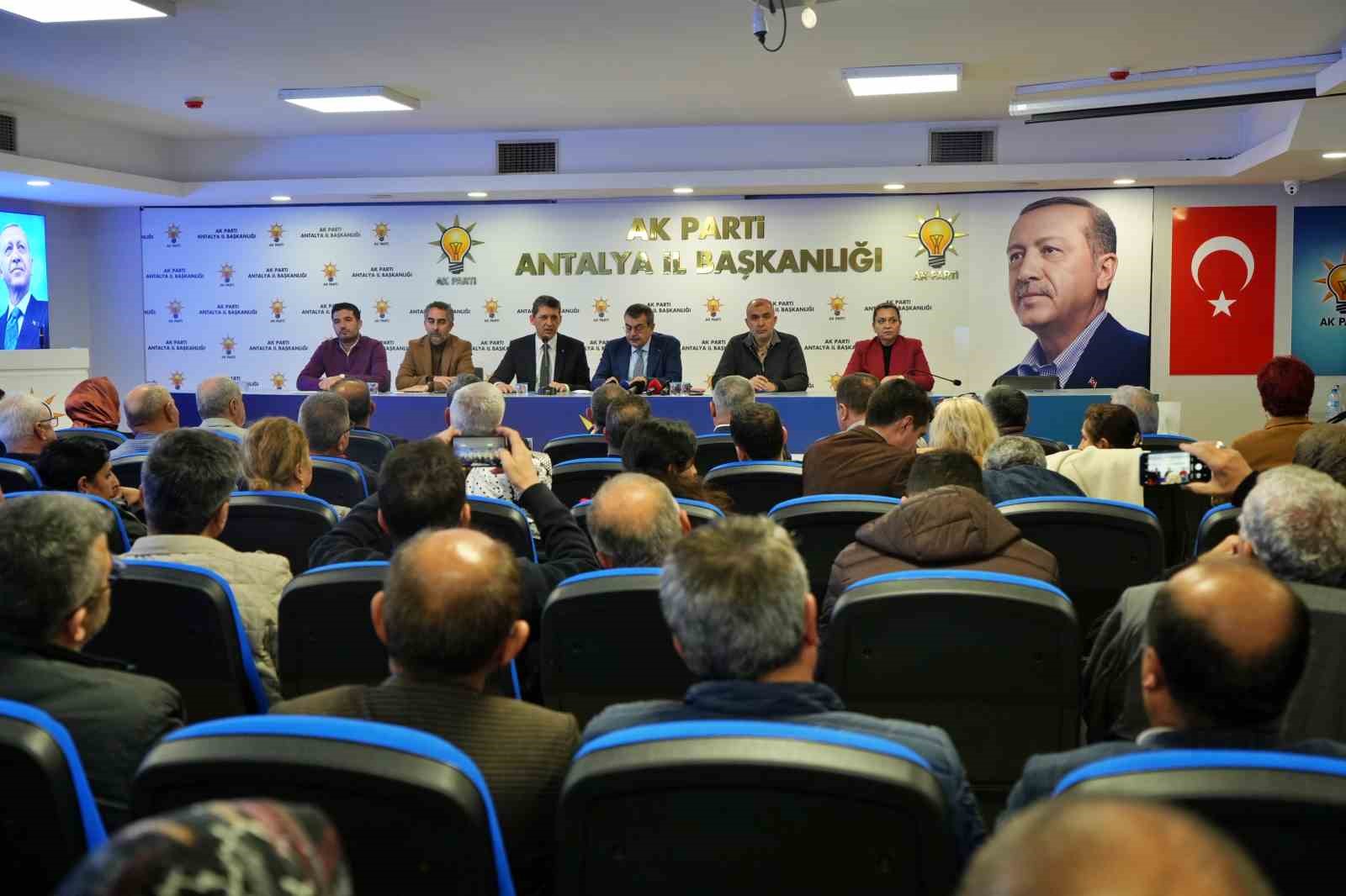 Milli Eğitim Bakanı Tekin: "Bugün, 1994’teki İSKİ skandalının daha büyüğüne şahit oluyoruz"
