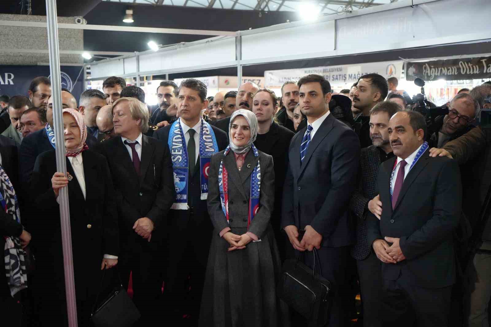 Milli Eğitim Bakanı Tekin: "Türkiye Cumhuriyeti’nin en önemli mihenk taşlarından biri Erzurum’dur"
Milli Eğitim Bakanı Tekin: "Türkiye Cumhuriyeti’nin en önemli mihenk taşlarından biri Erzurum’dur"