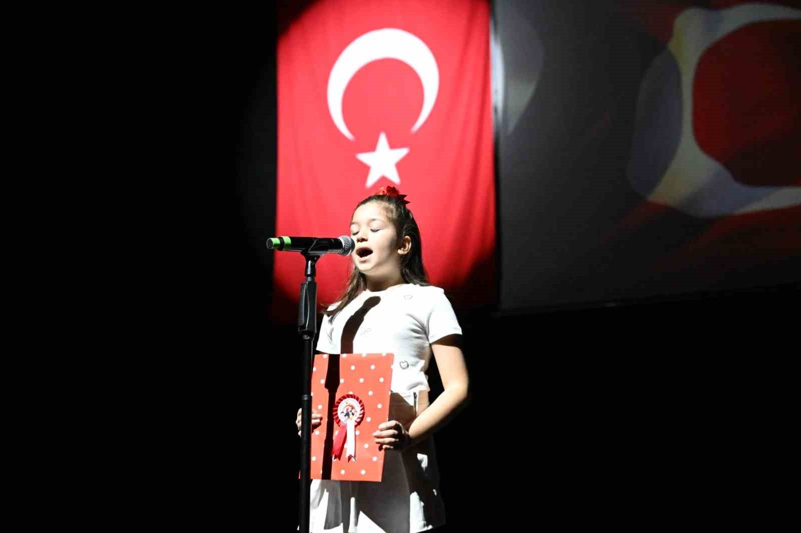 Milli eğitim müdüründen ibretlik uyarı:
