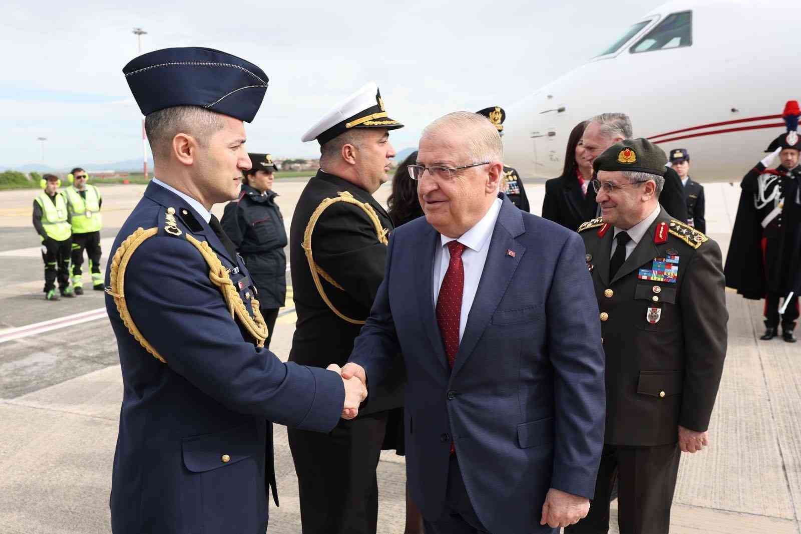 Milli Savunma Bakanı Güler, İtalya’da
