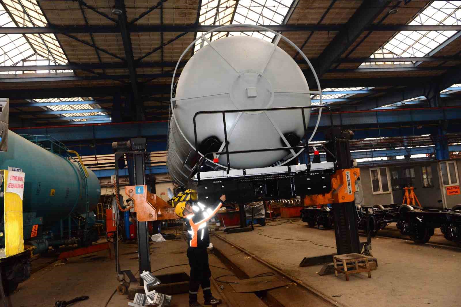 Milli Savunma Bakanlığı’na 41 adet akaryakıt ve ikmal vagonu üretilecek
