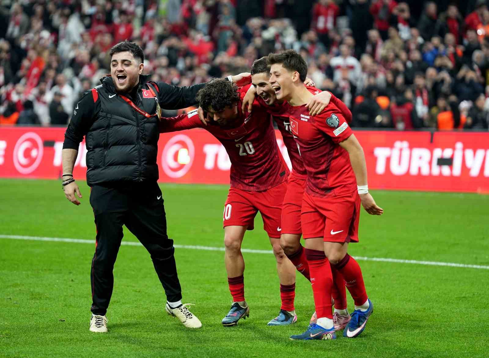 Millilerde galibiyet üçlüsü Ferdi Kadıoğlu ve Arda Güler’den
