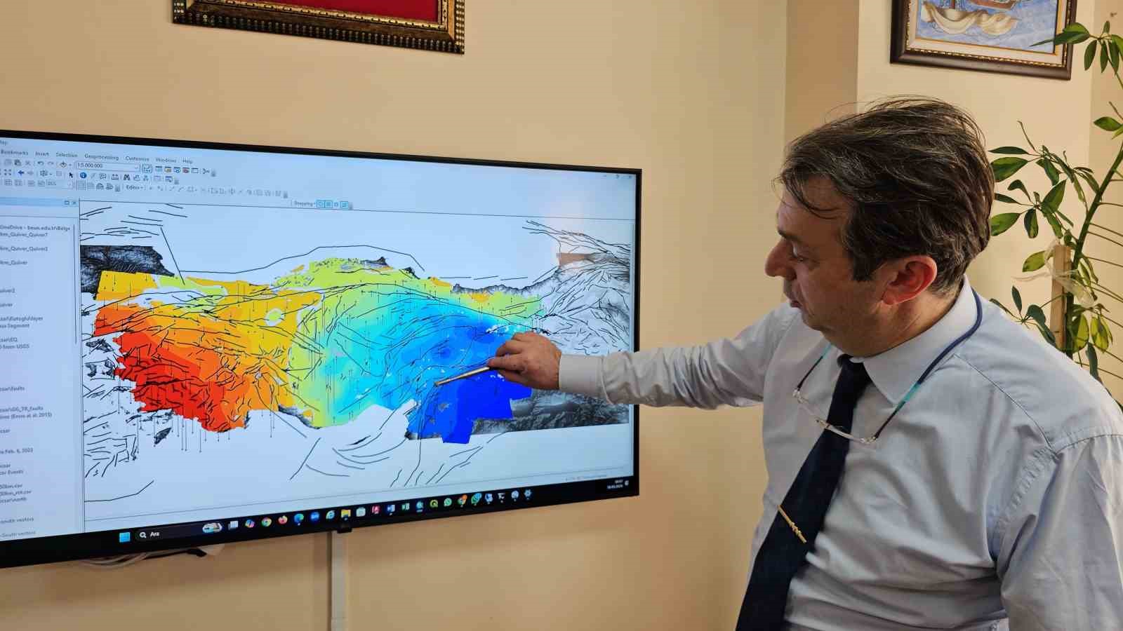 Milyonlarca yıll sonra Anadolu’nun ortadan ikiye ayrılması söz konusu olabilir
