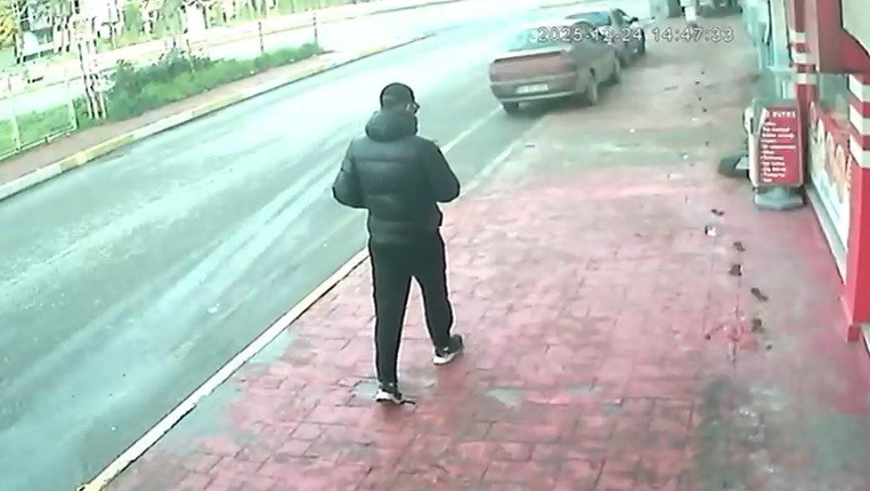 Milyonluk vurgun yapan sahte savcı ve polisi kameralar ele verdi
