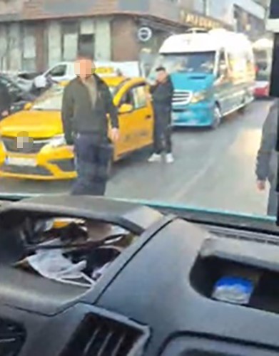 Minibüste taciz iddiası bıçaklı gerginliğe dönüştü
