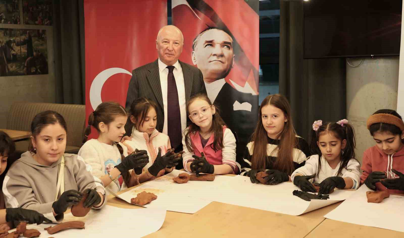 Minik arkeologlar tarihi Osmangazi’de keşfediyor
