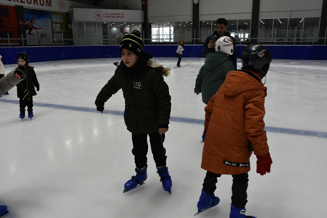 Minik yüreklere ‘HİS’ten  bere desteği
