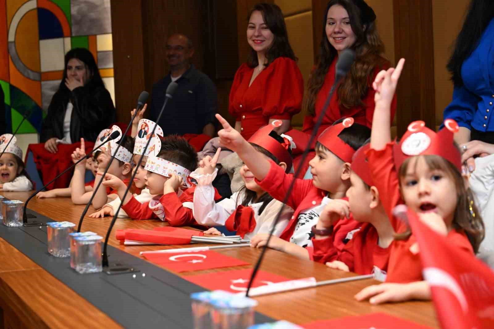 Minikler 23 Nisan’ı coşkuyla kutladı
