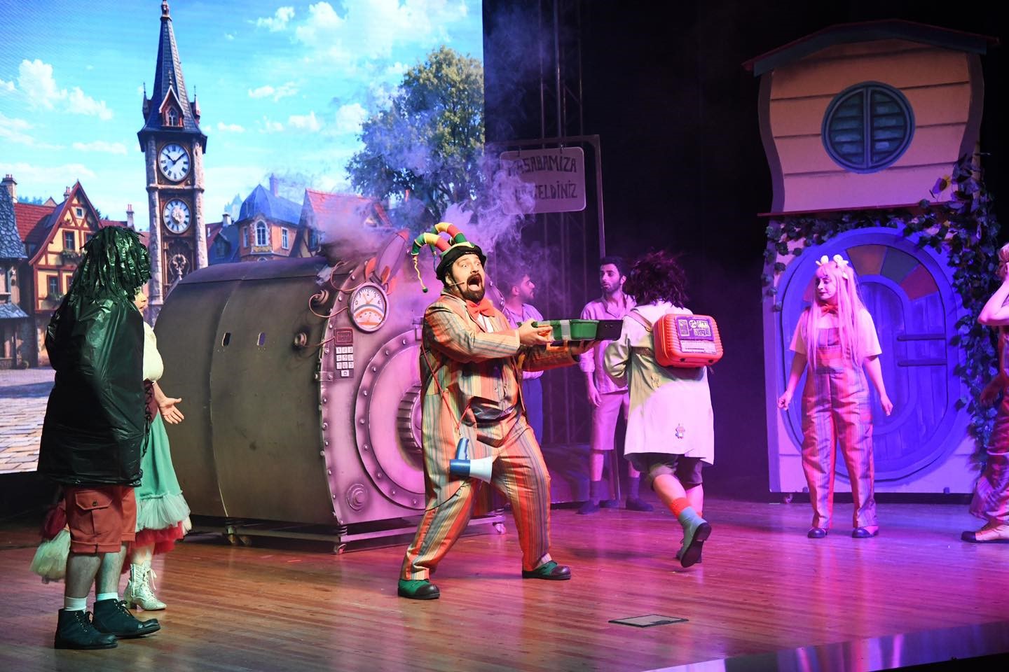 Minikler hem eğlendi hem öğrendi
