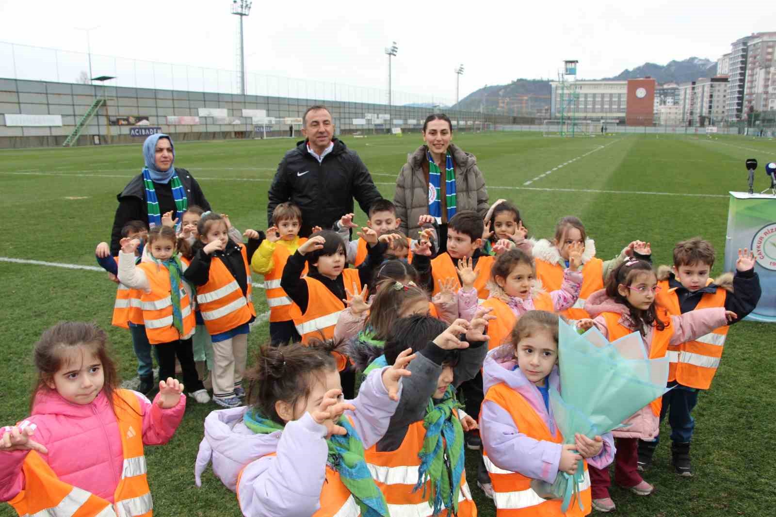 Miniklerden, Rizespor’a ziyaret
