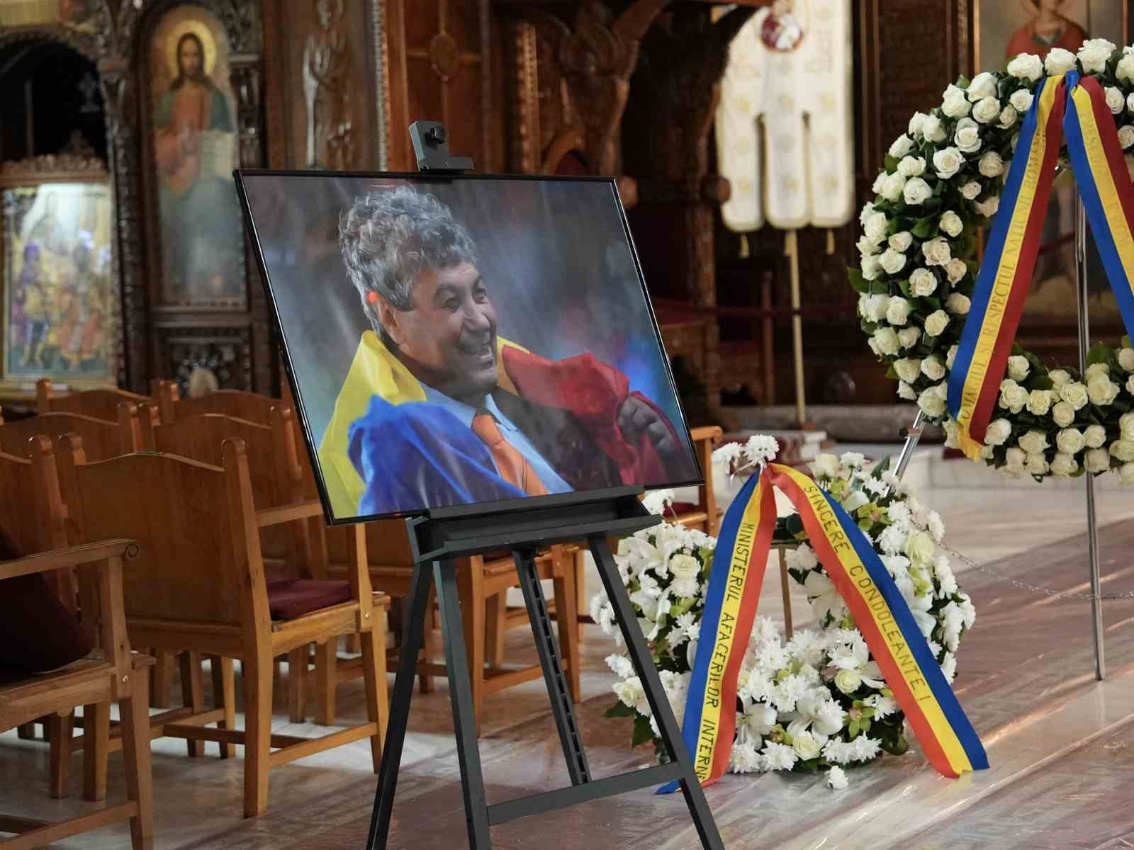 Mircea Lucescu son yolculuğuna uğurlandı
