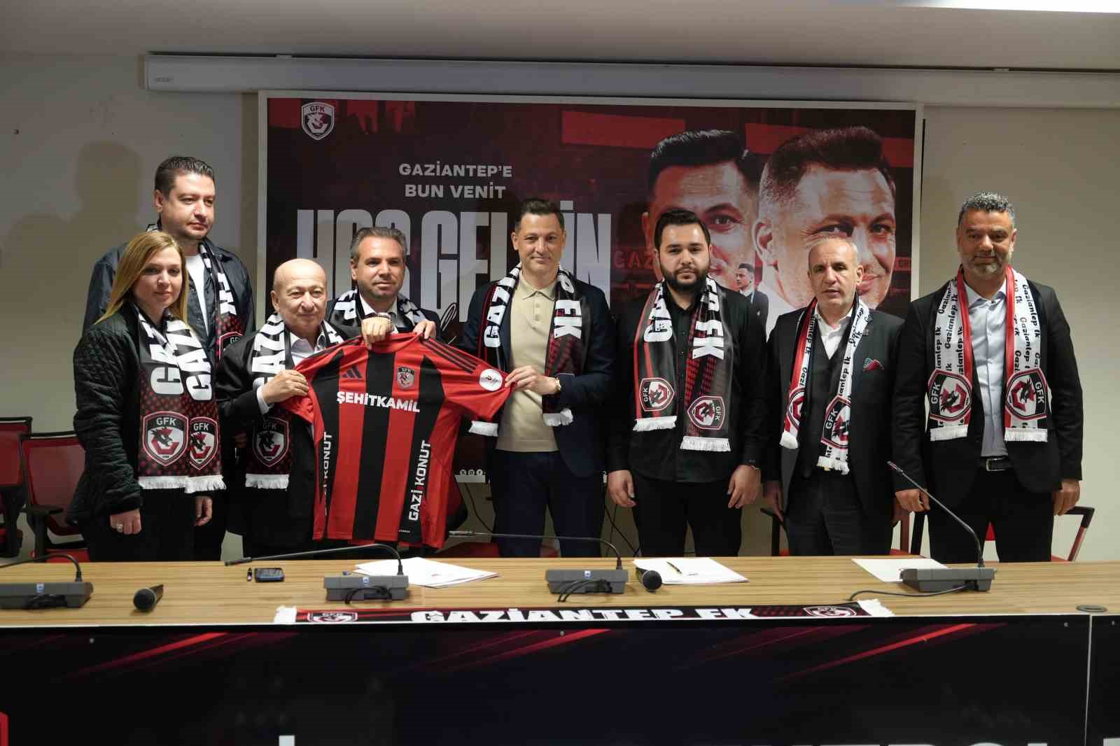 Mirel Radoi, Gaziantep FK’daki görevine iddialı başladı: "Türkiye’ye meydan okumaya geldim"
