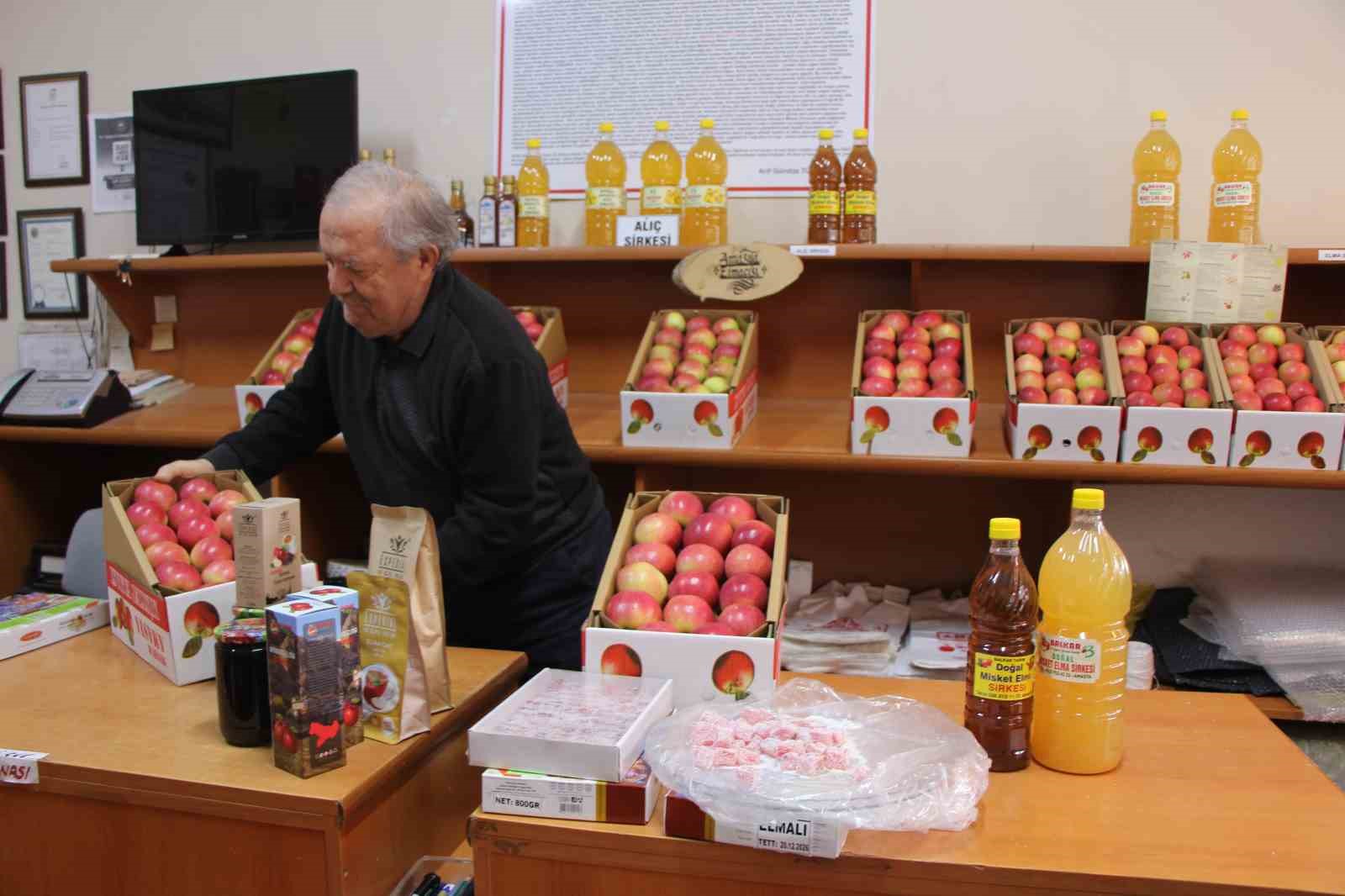 Misket elma yok satıyor: Taklitlerinden yıldız testiyle ayırt ediliyor
